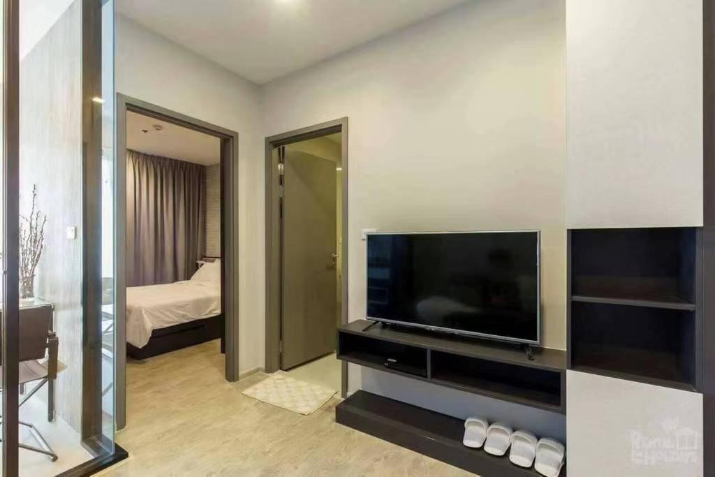 The Base Central Pattaya Seaview Exterior photo