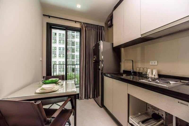 The Base Central Pattaya Seaview Exterior photo