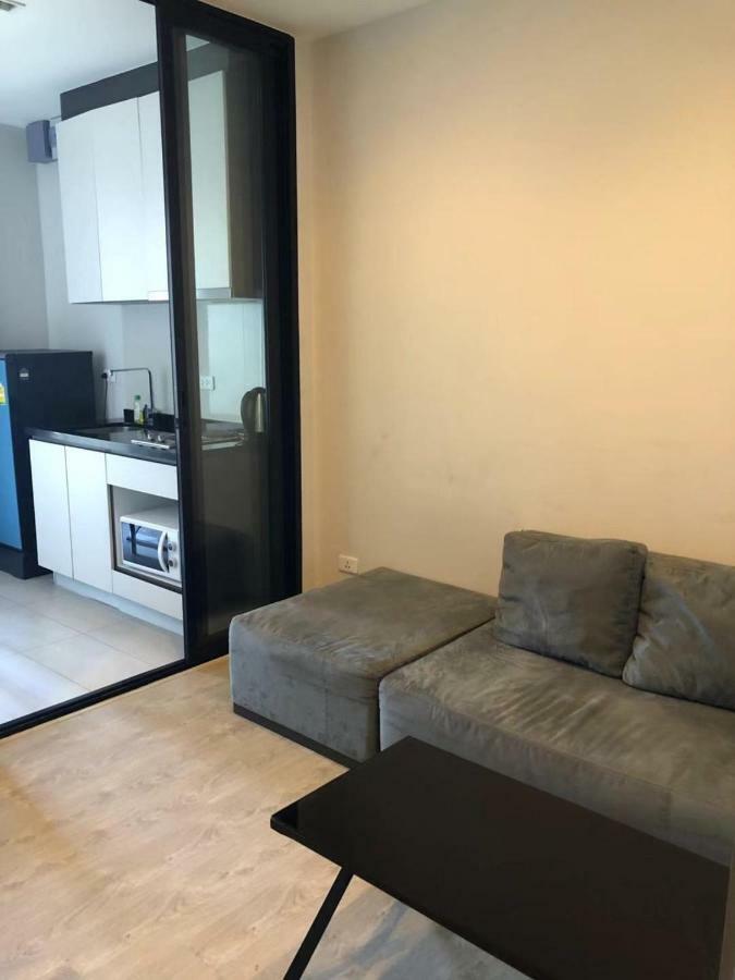 The Base Central Pattaya Seaview Exterior photo